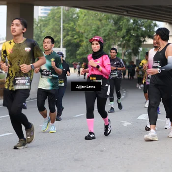 Runner Photo 6450437