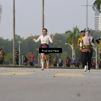 Runner Photo 6450438