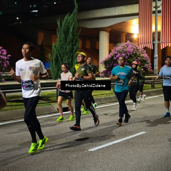 Runner Photo 6450440