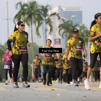 Runner Photo 6450471