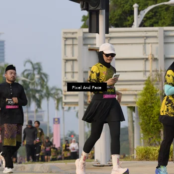 Runner Photo 6450477