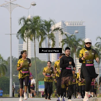 Runner Photo 6450485