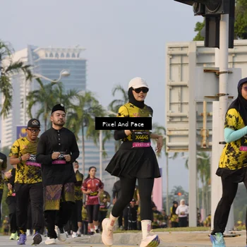 Runner Photo 6450494
