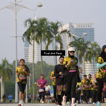 Runner Photo 6450495