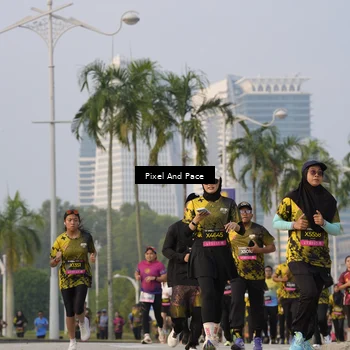 Runner Photo 6450509