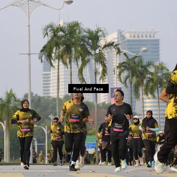 Runner Photo 6450523