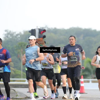 Runner Photo 6450526