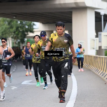 Runner Photo 6450534