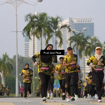 Runner Photo 6450541