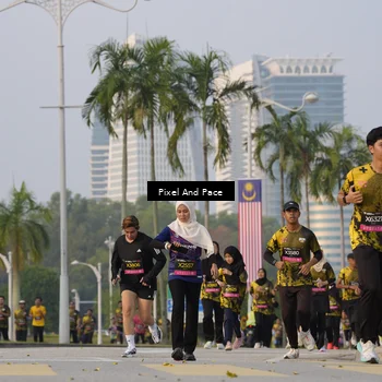 Runner Photo 6450587