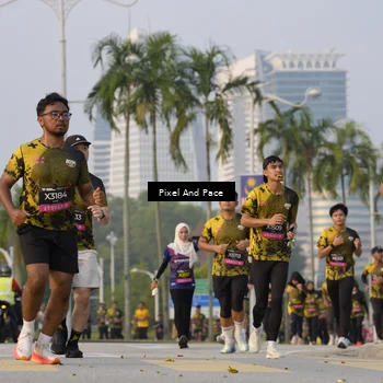 Runner Photo 6450620