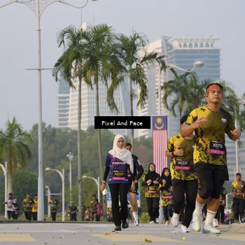Runner Photo 6450621