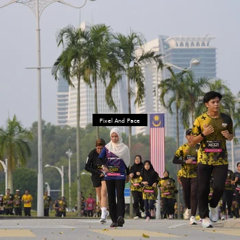 Runner Photo 6450627