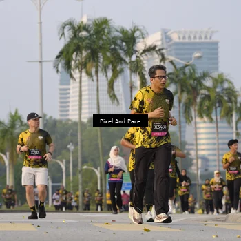 Runner Photo 6450629