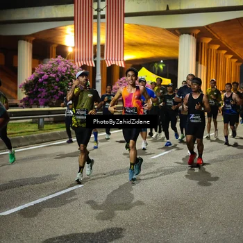 Runner Photo 6450639
