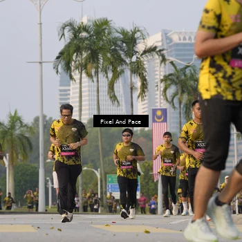 Runner Photo 6450642