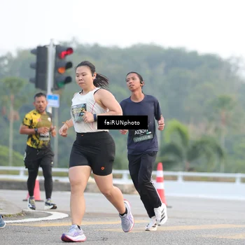 Runner Photo 6450643