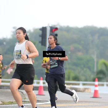 Runner Photo 6450645