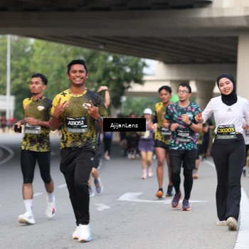 Runner Photo 6450663