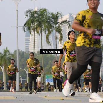 Runner Photo 6450664