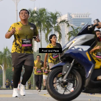 Runner Photo 6450665