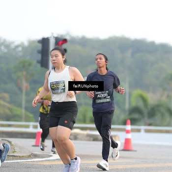 Runner Photo 6450676