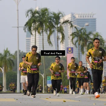 Runner Photo 6450677