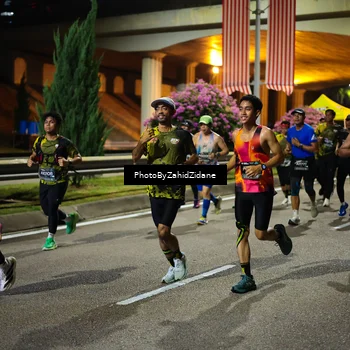 Runner Photo 6450686