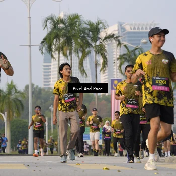 Runner Photo 6450688