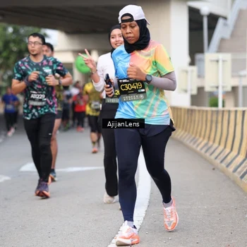 Runner Photo 6450692