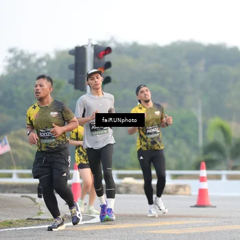 Runner Photo 6450703