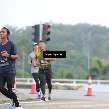 Runner Photo 6450704