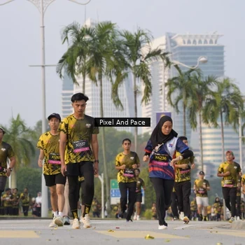 Runner Photo 6450712