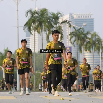 Runner Photo 6450715