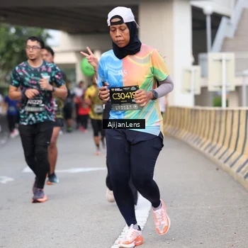 Runner Photo 6450719