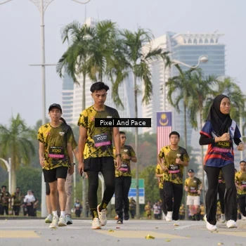 Runner Photo 6450720
