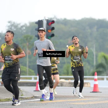 Runner Photo 6450734