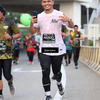 Runner Photo 6450760