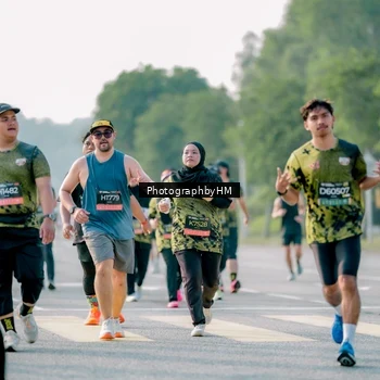 Runner Photo 6450800