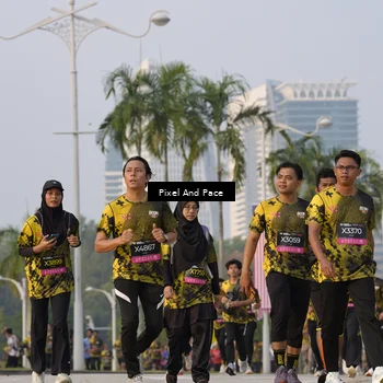 Runner Photo 6450830