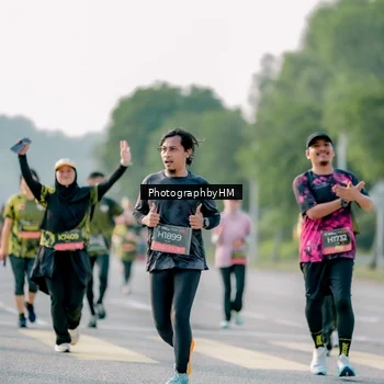 Runner Photo 6450859