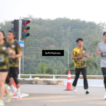 Runner Photo 6450869
