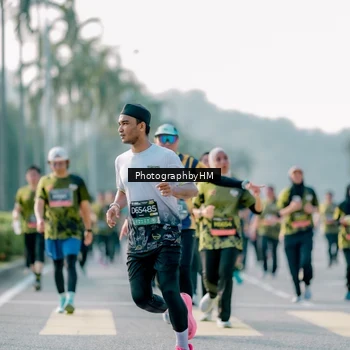 Runner Photo 6450885