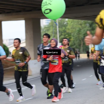 Runner Photo 6450917