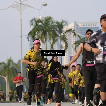 Runner Photo 6450922
