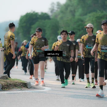 Runner Photo 6450926