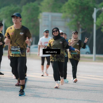 Runner Photo 6450990