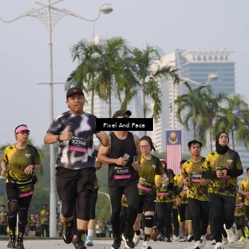 Runner Photo 6451000
