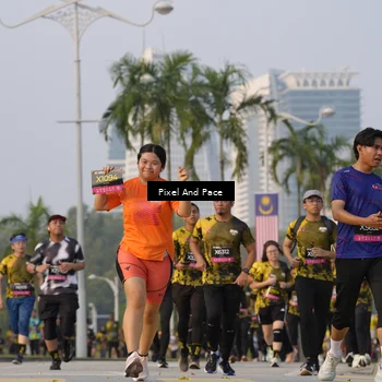 Runner Photo 6451003