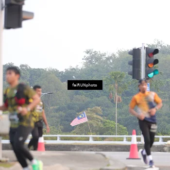 Runner Photo 6451029